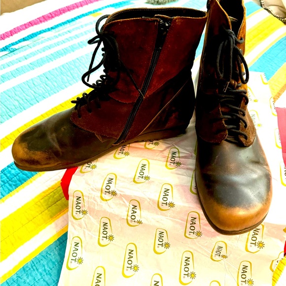 Naot Women’s Zip Ankle Boots - Picture 2 of 5